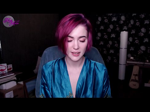 ❤️ Istruzzjoni dwar jerk off minn tfajla Russa bl-Ingliż ❤️ Vidjo porn lilna