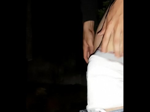 ❤️ Il-ġar tiegħi qabeż fuq il-ħajt tal-kwarantina tiegħi ❤️ Vidjo porn lilna